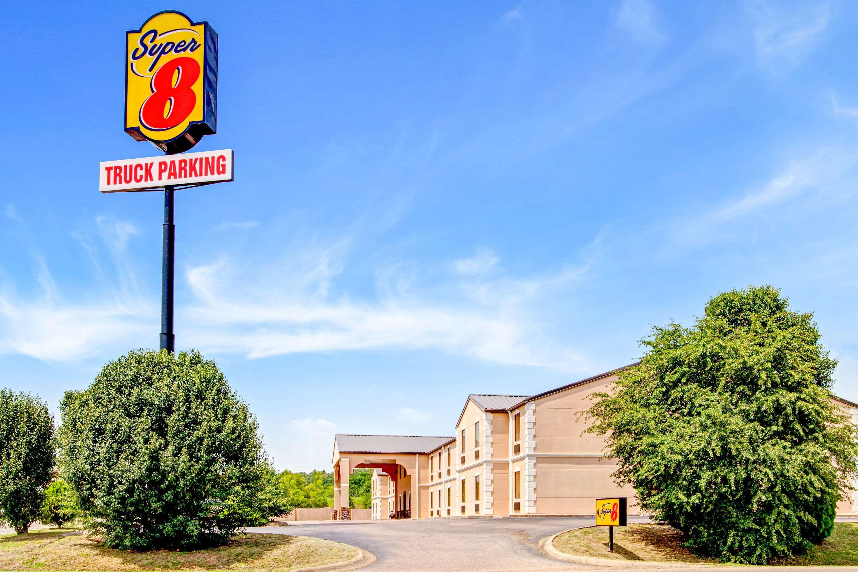 Super 8 By Wyndham Forrest City Ar Exteriör bild